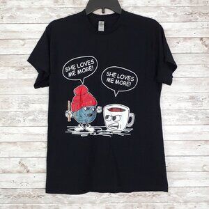 Gildan Heavy Cotton Womens Tee M Yarn vs Coffee She Loves Me More 241